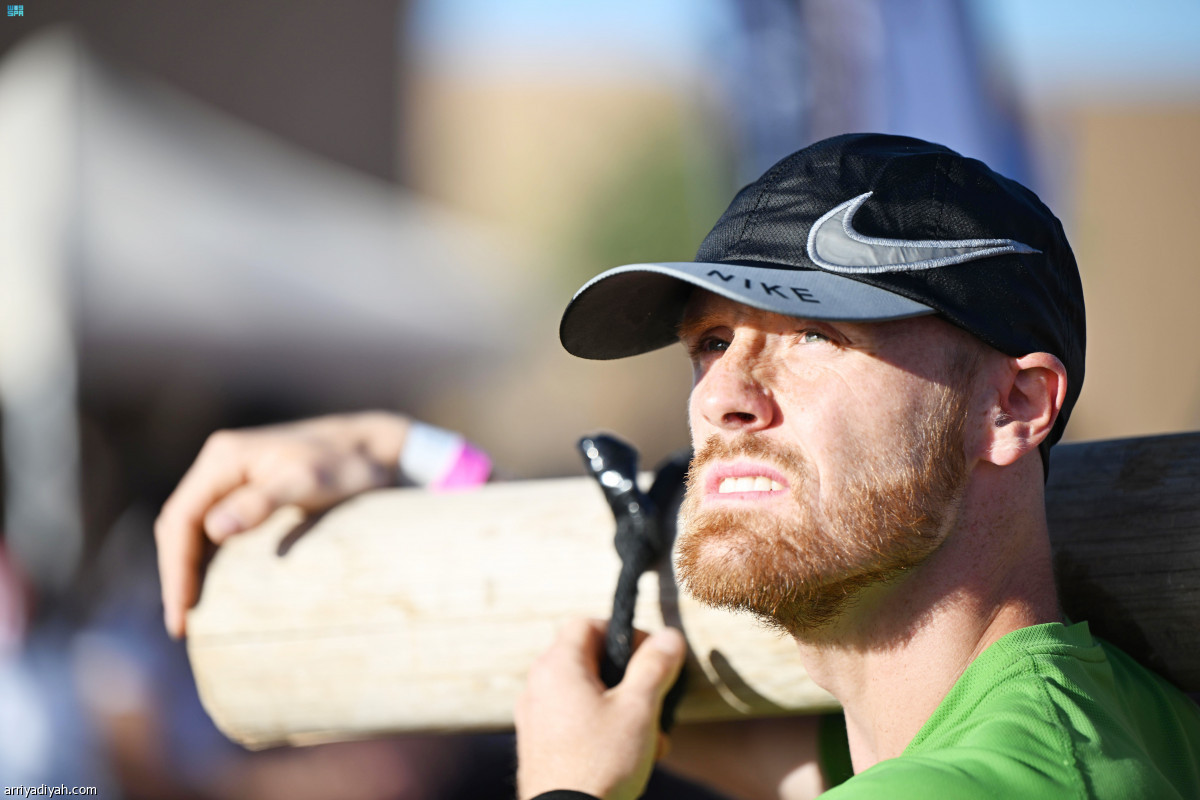 المحارب في العلا