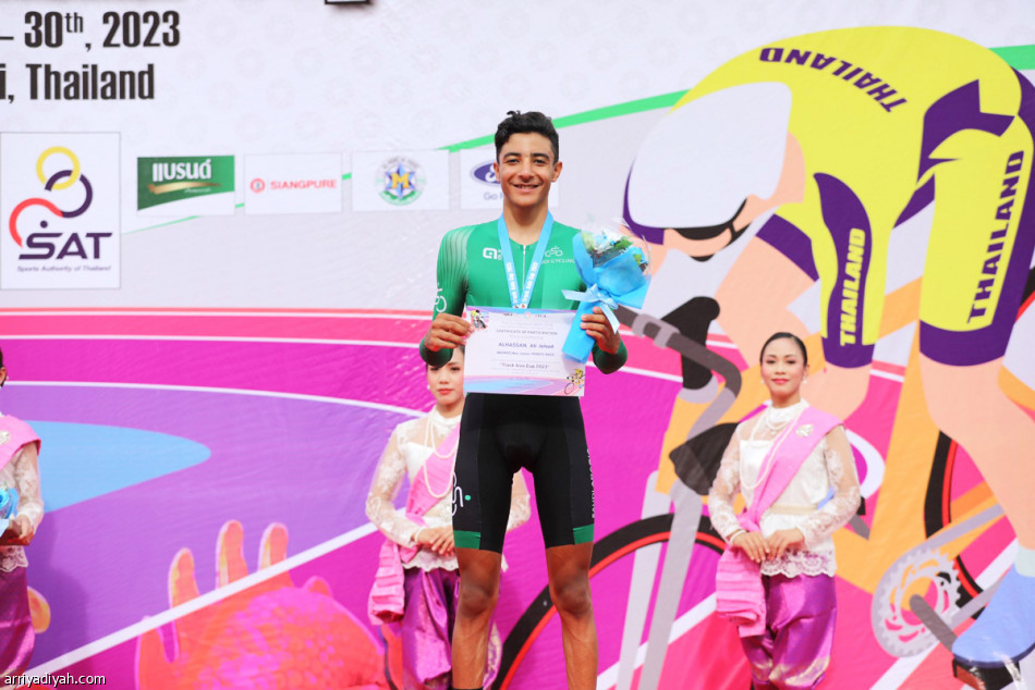 أخضر الدراجات.. 
13 ميدالية في تايلاند