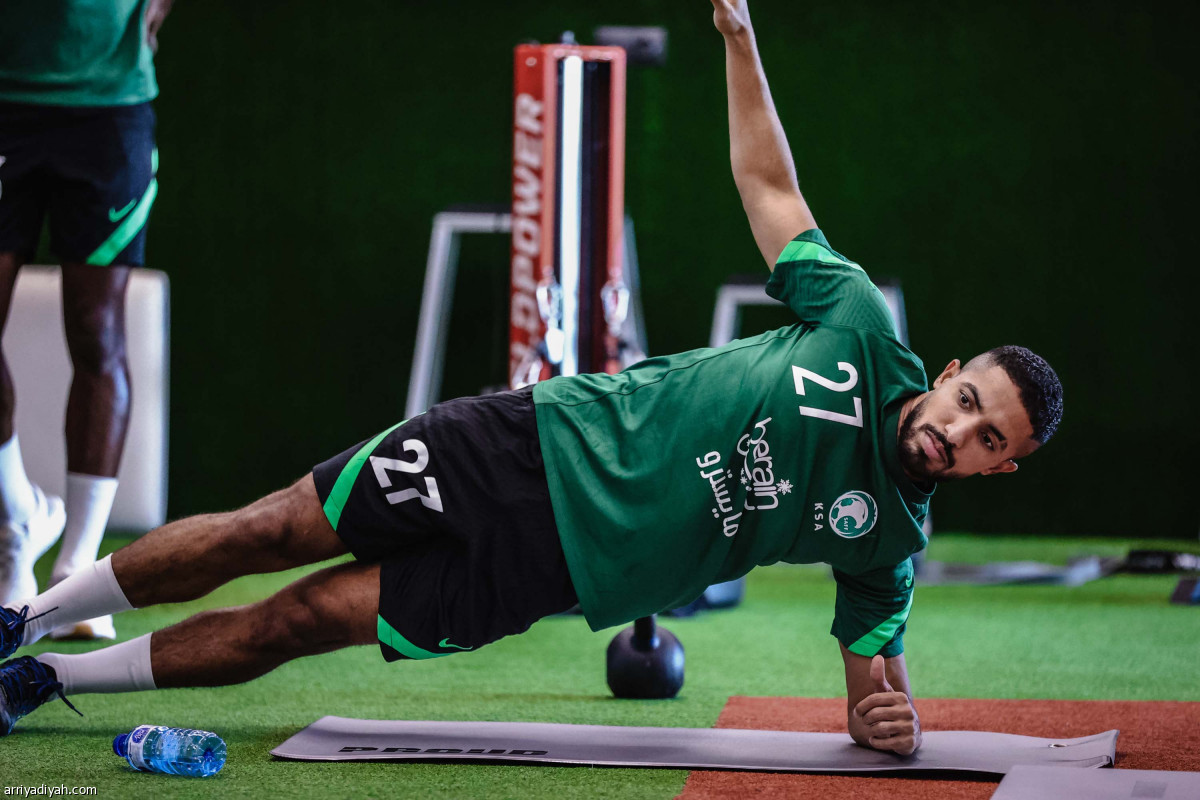 الأخضر يكثف التحضيرات