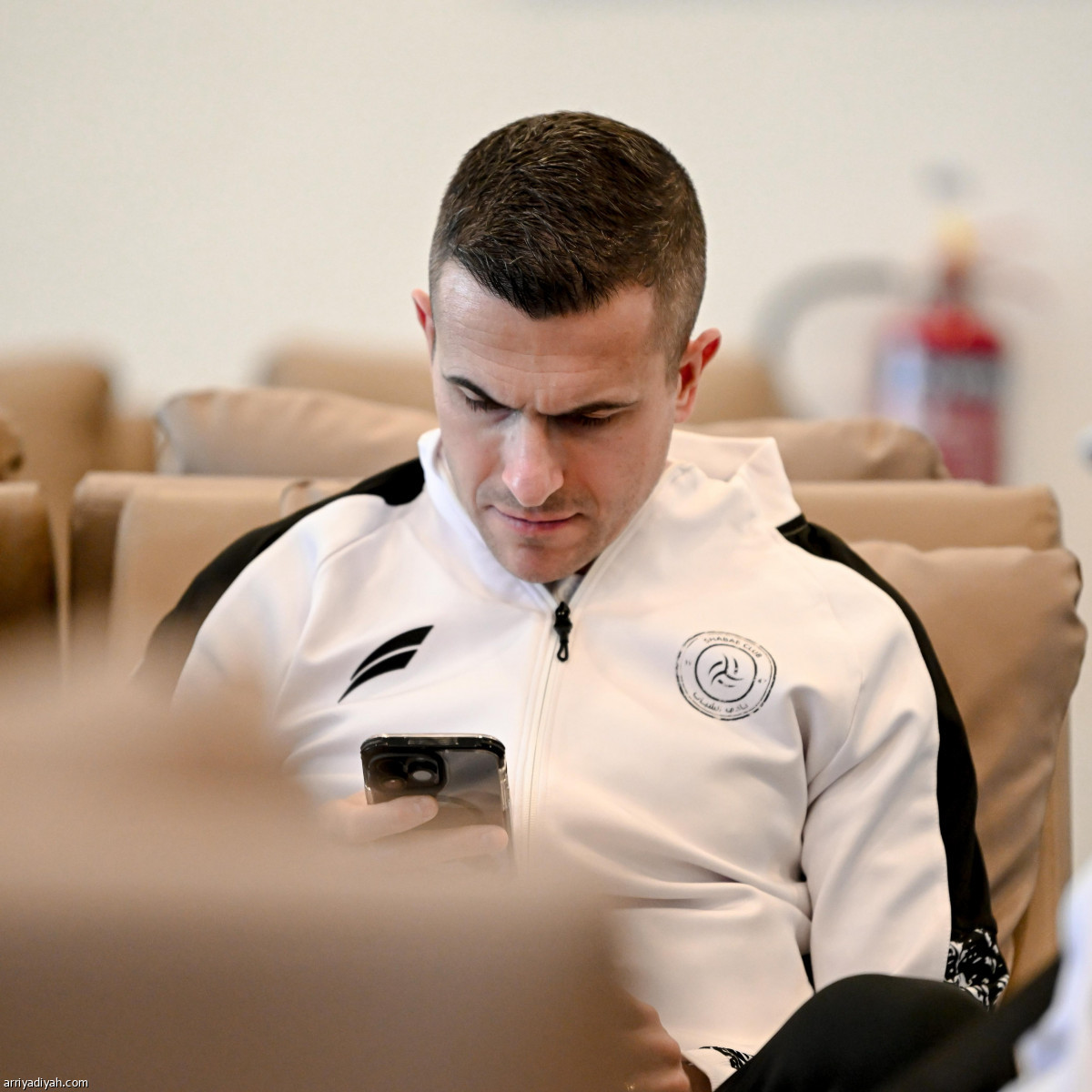 الشباب يطير إلى الدوحة