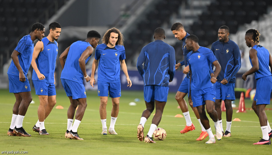 فرنسا.. التمرين الأخير