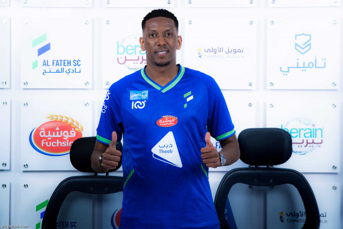 الفتح.. مهرجان صفقات