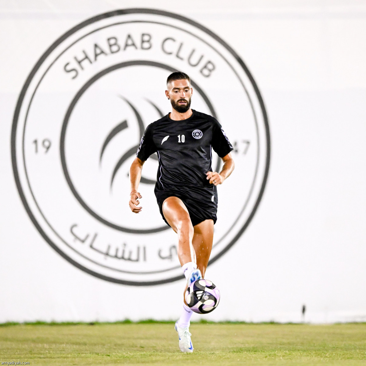 الشباب يعود