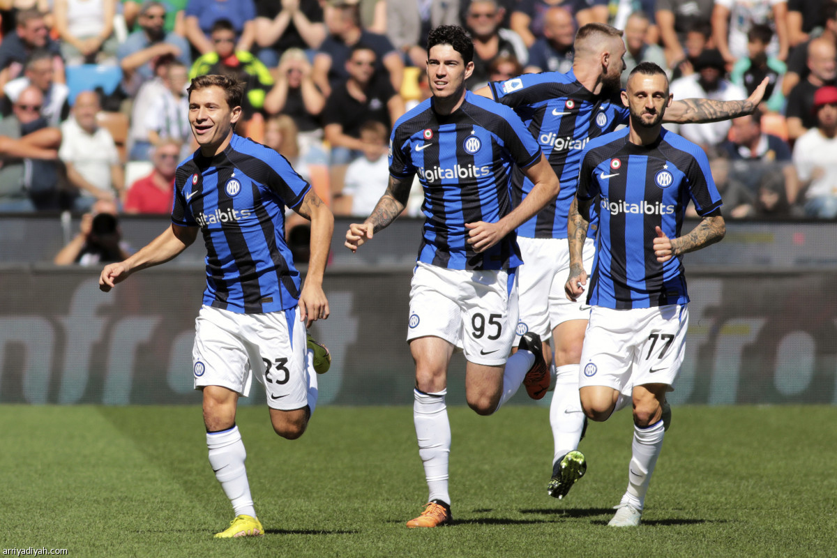 الإنتر يسقط