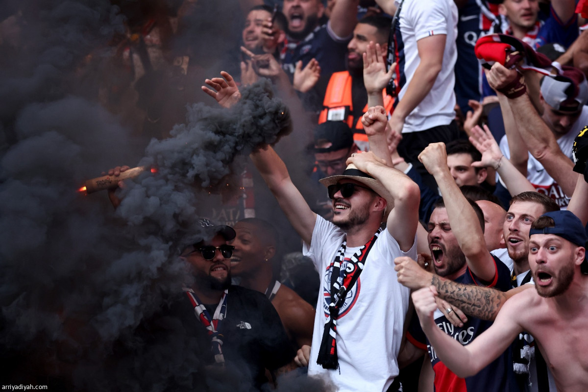 الاحتفالات مستمرة