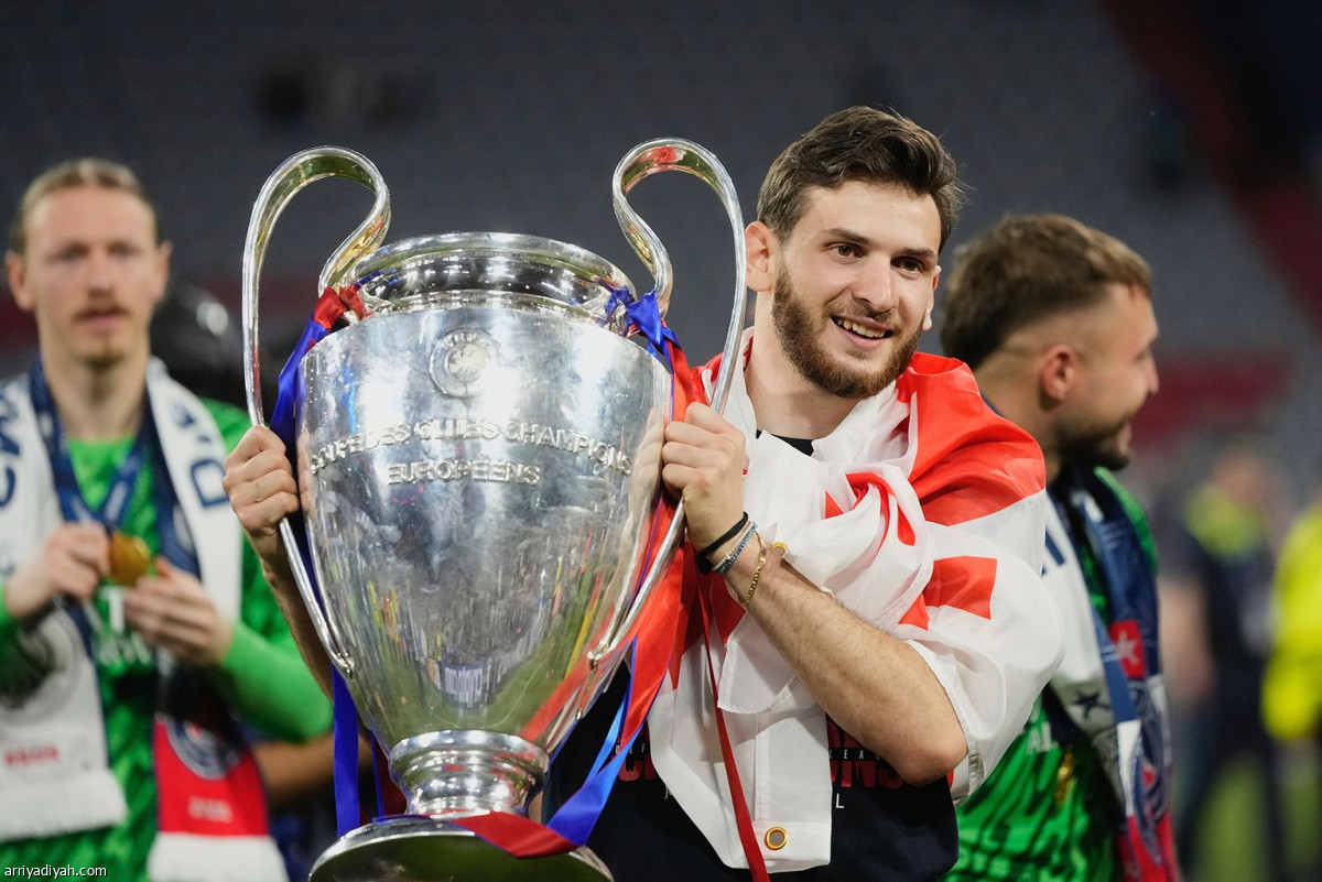 الفرحة الثانية