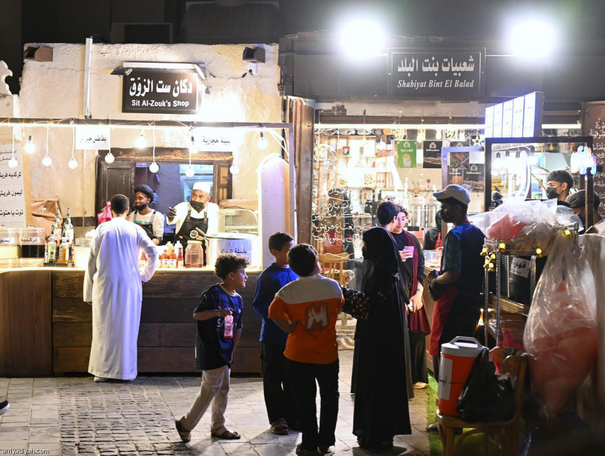 «عادت ليالينا» في جدة