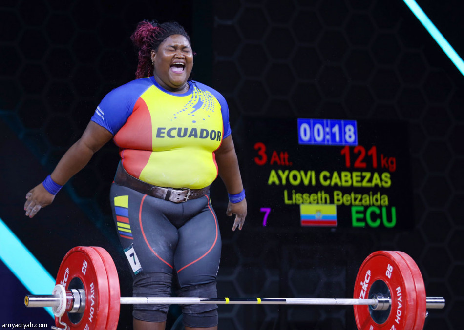 دجوريف 
صانع الفرحة الأوزبكية