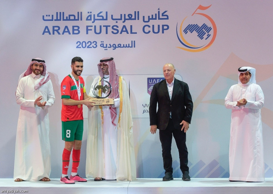 المغرب..  أبطال «عرب الصالات»