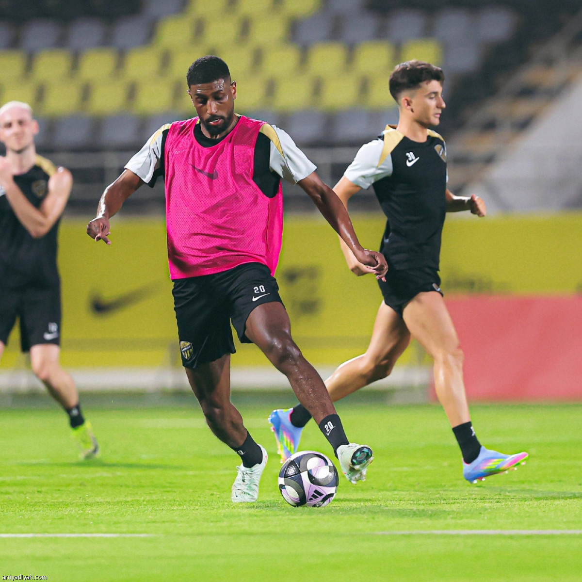 المتصدر لا يرتاح