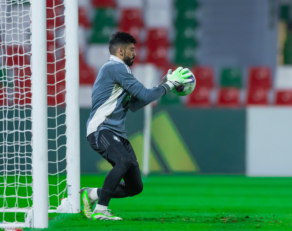 «الأخضر» يتأهب