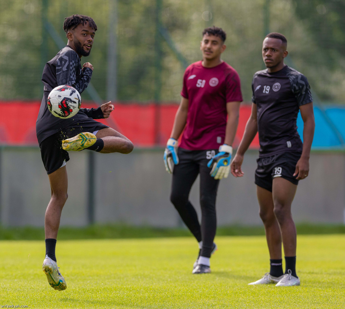 الشباب.. نهاية المعسكر