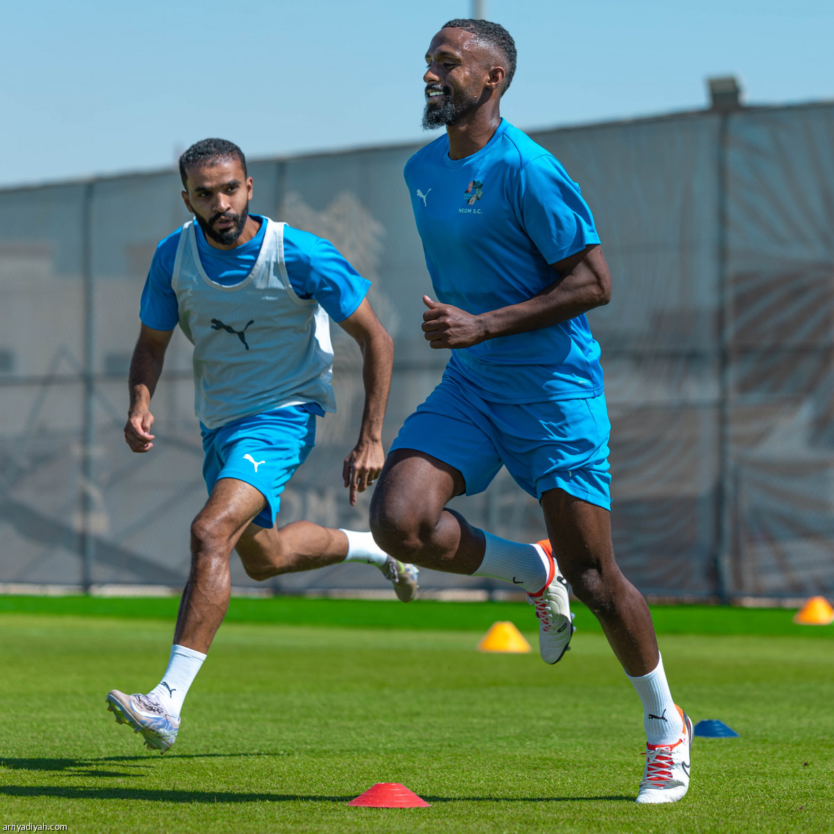 نيوم.. لياقة وتكتيك