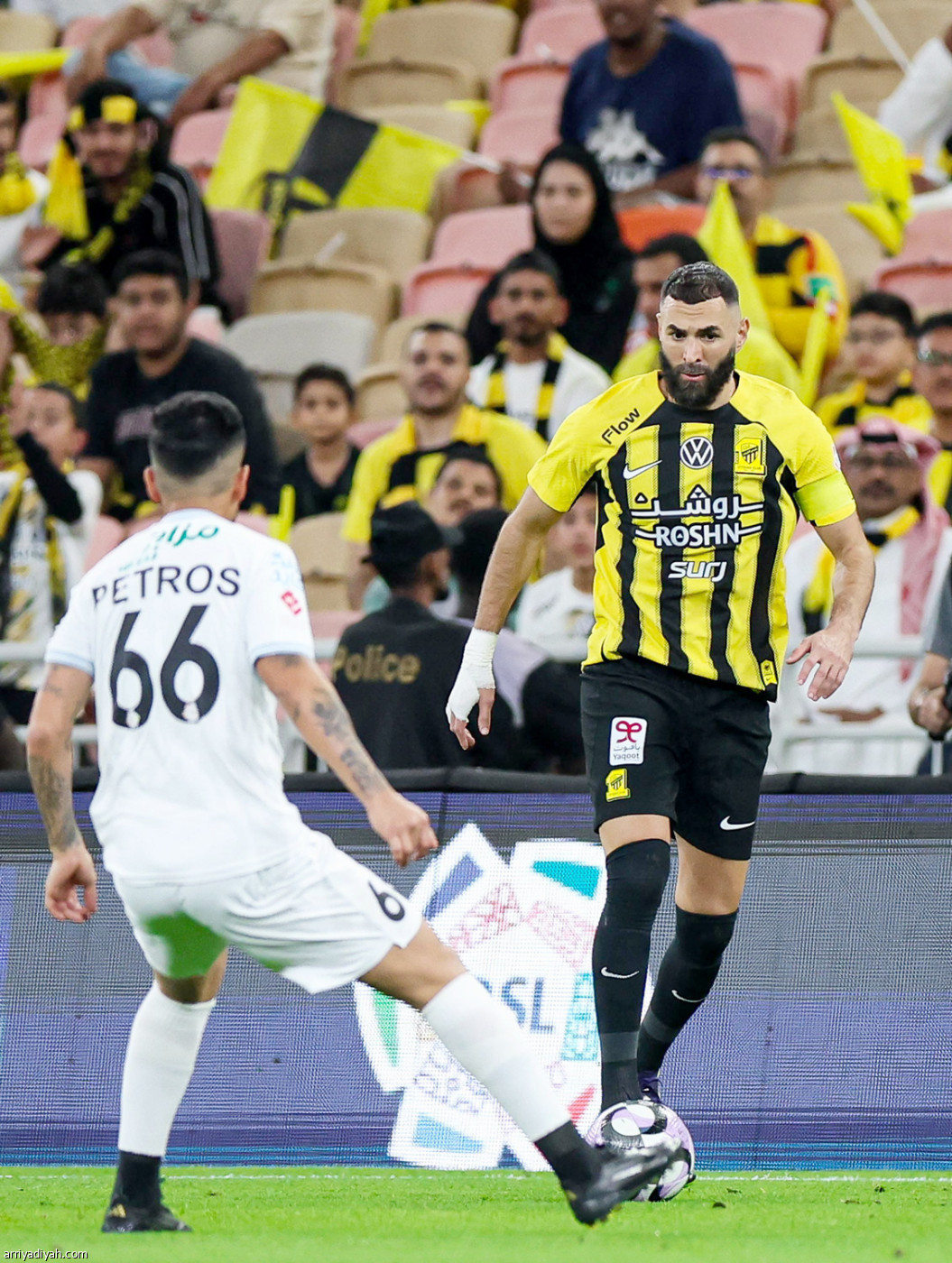 الأخدود يربك الاتحاد