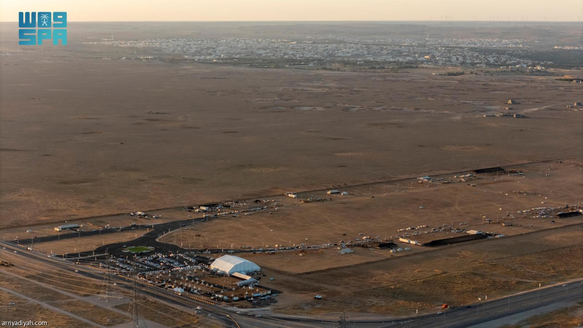 انطلاقة مزاد الإبل