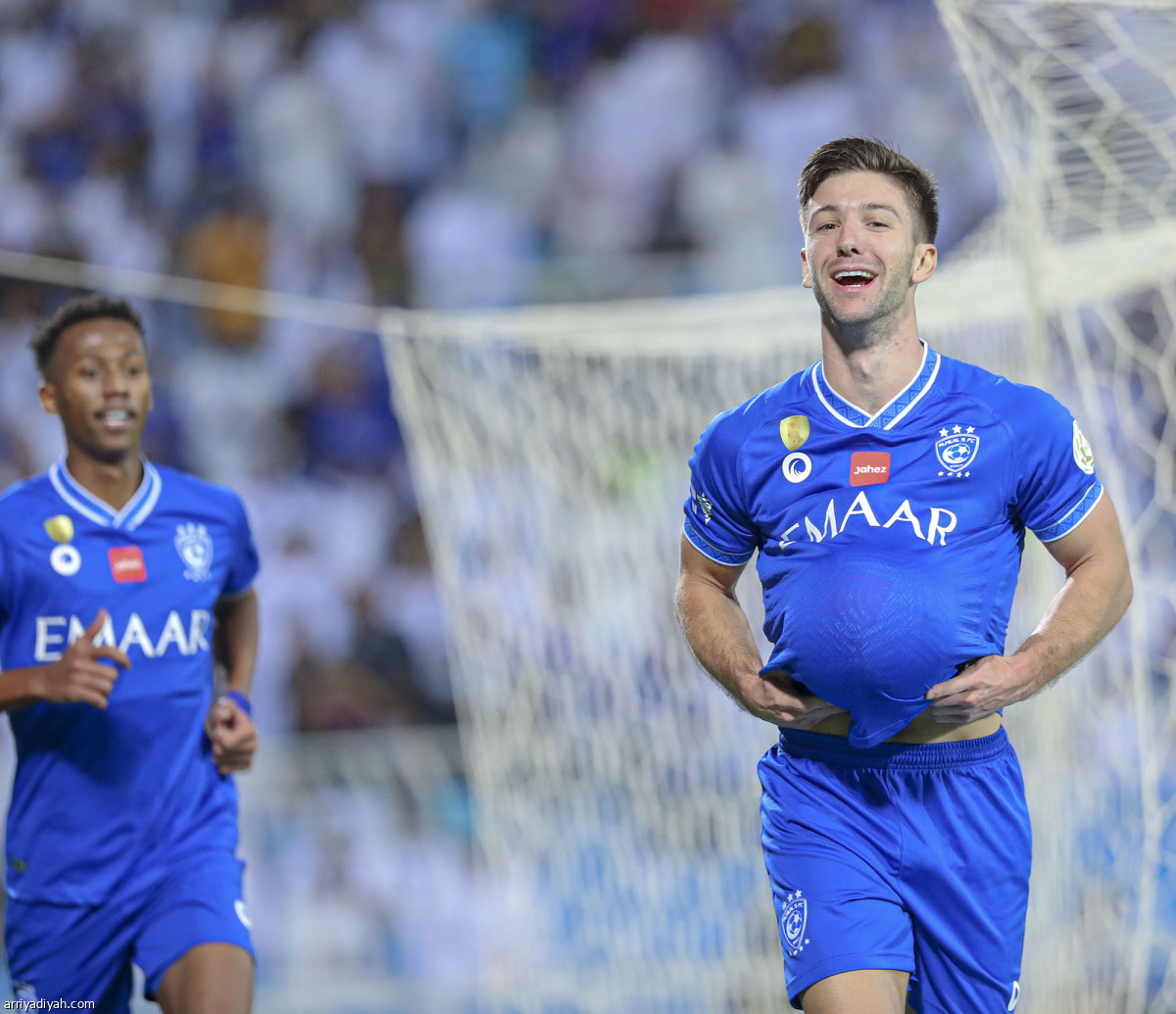 الهلال.. فرحة قاتلة