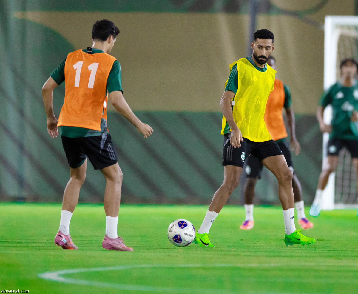 إعداد الصقور