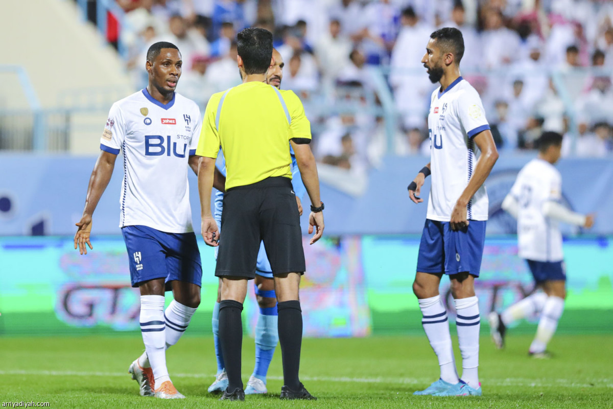 الهلال.. المعاناة تستمر